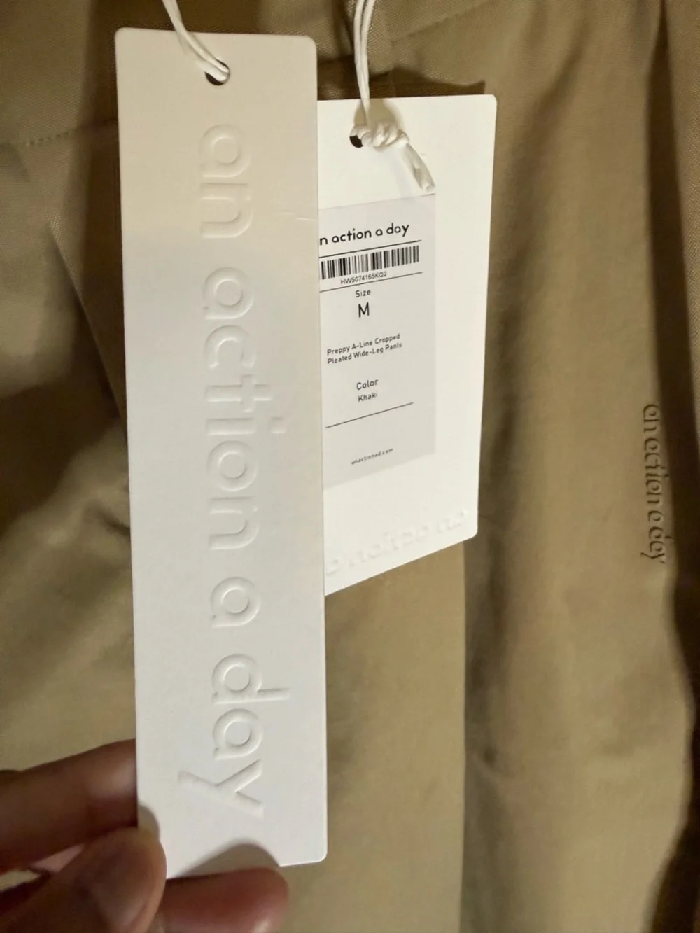 On Action A Day Khaki Pleated Shorts - Picture 4 of 5